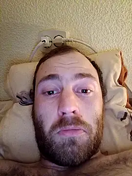 Snapshot of Tom1630 chatting on November 2025 05:35:01 AM Tom1630 online show from November 2025 05:35:01 AM