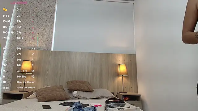 mature eva1 online show from November 2025 11:10:02 AM