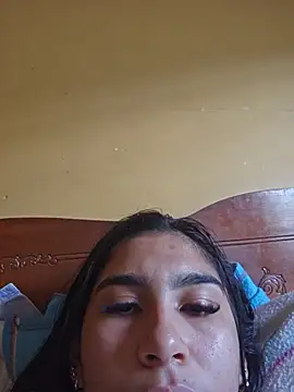 skinnyrox online show from August 2026 08:33:01 PM