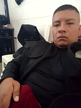 Jeison0323 online show from March 2026 07:47:01 PM