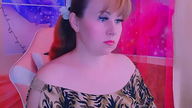 BESTLOLA online show from March 2026 10:40:01 AM