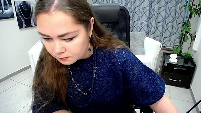 Susanna S online show from November 2025 04:22:01 AM