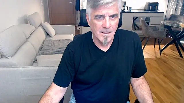 Buidapest online show from March 2026 01:27:02 PM