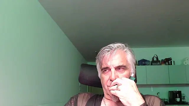 Buidapest online show from May 2026 11:17:01 AM