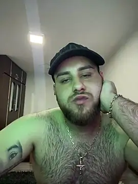 Snapshot of Andreiandu23 chatting on March 2026 08:30:02 PM Andreiandu23 online show from March 2026 08:30:02 PM