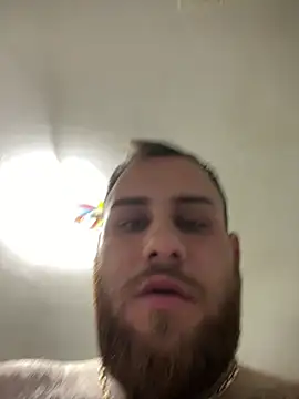 Snapshot of Andreiandu23 chatting on April 2026 07:36:01 PM Andreiandu23 online show from April 2026 07:36:01 PM