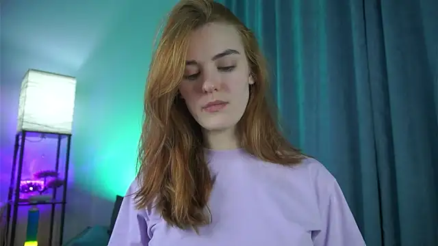 Snapshot of foxy_cute4you chatting on February 2026 07:32:02 PM foxy cute4you online show from February 2026 07:32:02 PM