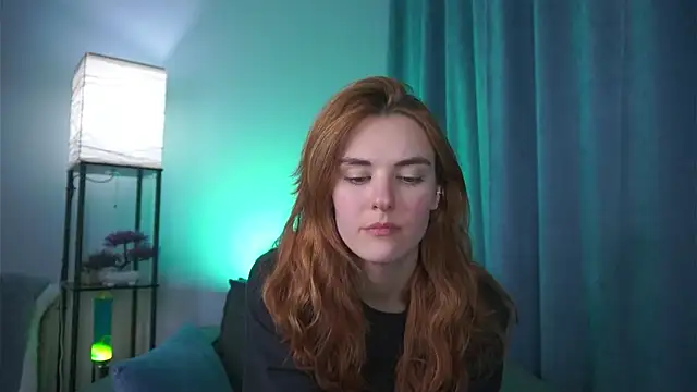 Snapshot of foxy_cute4you chatting on March 2026 08:04:01 PM foxy cute4you online show from March 2026 08:04:01 PM