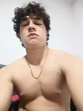 andrdosfn online show from November 2025 02:28:02 AM