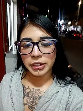 Snapshot of Dannii- chatting on November 2025 12:13:01 AM Dannii- online show from November 2025 12:13:01 AM