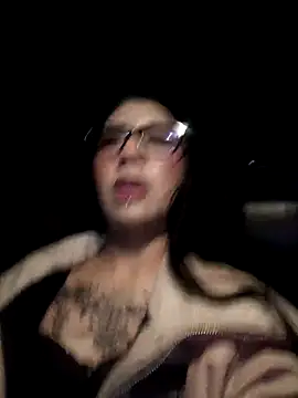 Snapshot of Dannii- chatting on November 2025 12:58:01 AM Dannii- online show from November 2025 12:58:01 AM