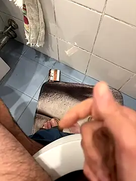 marc8876 online show from November 2025 05:28:02 AM