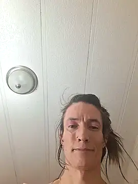 Snapshot of MaitressePomme3 chatting on February 2026 01:10:02 AM MaitressePomme3 online show from February 2026 01:10:02 AM