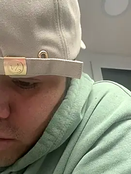 Pelotas2000 online show from November 2025 04:45:02 AM