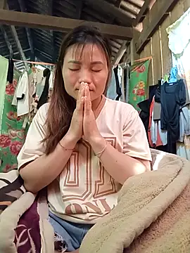 Lee-Thee online show from November 2025 01:19:02 AM