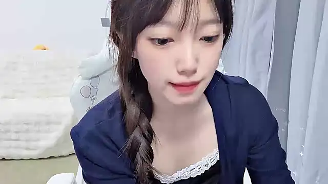 yuyayayu online show from January 2026 11:58:02 AM