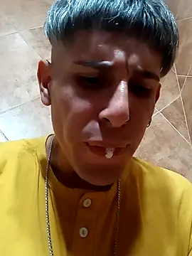 Snapshot of elpitoduro12Az chatting on November 2025 01:11:01 AM elpitoduro12Az online show from November 2025 01:11:01 AM