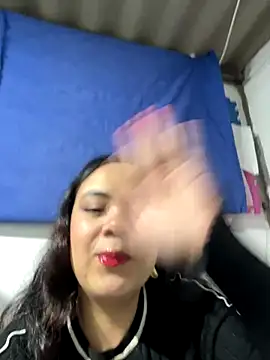 Snapshot of VioleeSaenz chatting on November 2025 05:29:02 AM VioleeSaenz online show from November 2025 05:29:02 AM