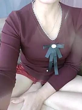 Lianlian68 online show from November 2025 12:20:01 PM