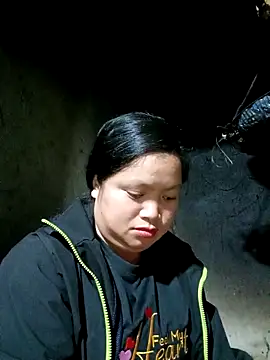 Ava-120 online show from December 2025 03:32:02 PM