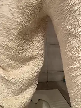 Snapshot of Yes-Baby-A chatting on December 2025 08:49:01 PM Yes-Baby-A online show from December 2025 08:49:01 PM