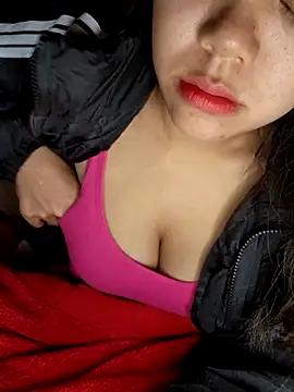 Xiu-L online show from November 2025 12:54:02 AM