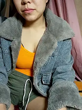 Xiu-L online show from February 2026 08:18:02 AM