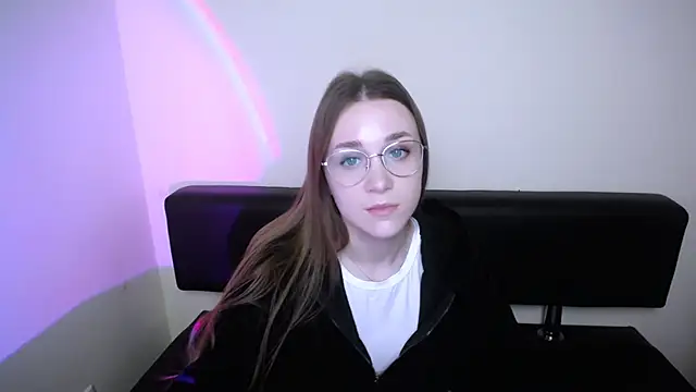 MillaTems  online show from November 2025 10:20:01 AM