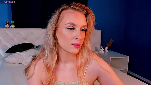 KiraRuiz online show from February 2026 01:03:02 AM