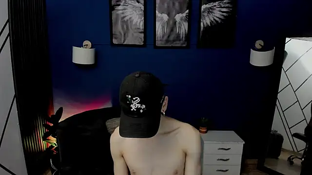 James Adams 01 online show from December 2025 01:17:02 PM