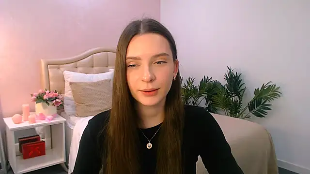 charming berry online show from November 2025 10:09:01 AM