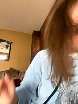 Snapshot of Rosegold69 chatting on November 2025 12:20:01 PM Rosegold69 online show from November 2025 12:20:01 PM