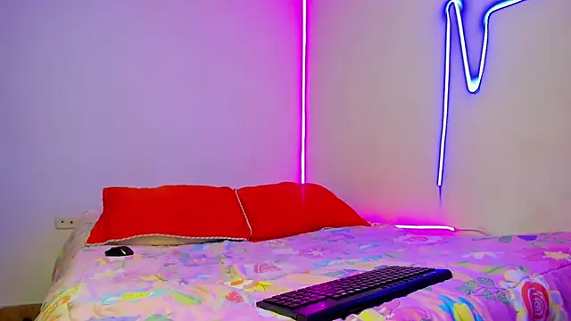 Snapshot of demonychloe chatting on May 2026 02:10:01 PM demonychloe online show from May 2026 02:10:01 PM
