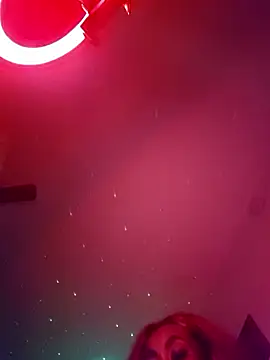 Snapshot of VenezuelaLuxeNoir chatting on January 2026 10:26:01 PM VenezuelaLuxeNoir online show from January 2026 10:26:01 PM