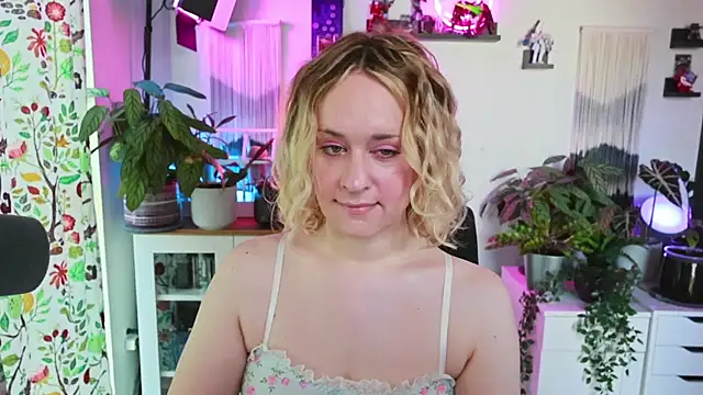 Snapshot of xzoeyryanx chatting on July 2026 04:10:01 PM xzoeyryanx online show from July 2026 04:10:01 PM