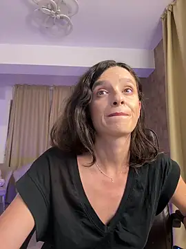 Snapshot of AnnaHarperX chatting on September 2025 05:35:02 PM AnnaHarperX online show from September 2025 05:35:02 PM