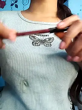 Snapshot of kabitaKumari1 chatting on November 2025 06:18:02 AM kabitaKumari1 online show from November 2025 06:18:02 AM