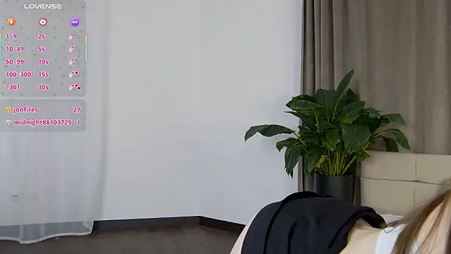 NicoletteBean online show from February 2026 06:53:01 AM