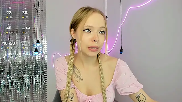 lucy loy online show from January 2026 02:22:02 PM