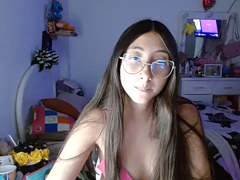 Nanylux online show from November 2025 03:28:02 AM