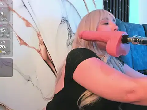 emy eviee online show from December 2025 03:23:01 AM