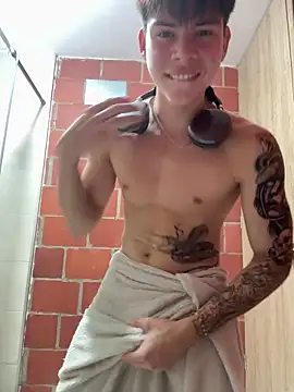 Snapshot of Handsome_boys69 chatting on May 2026 03:35:02 AM Handsome boys69 online show from May 2026 03:35:02 AM