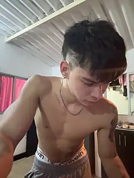 Snapshot of Handsome_boys69 chatting on May 2026 02:42:02 AM Handsome boys69 online show from May 2026 02:42:02 AM