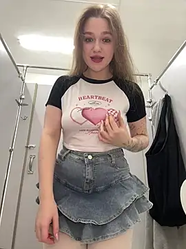 Snapshot of RussianWoman chatting on January 2026 03:43:02 AM RussianWoman online show from January 2026 03:43:02 AM