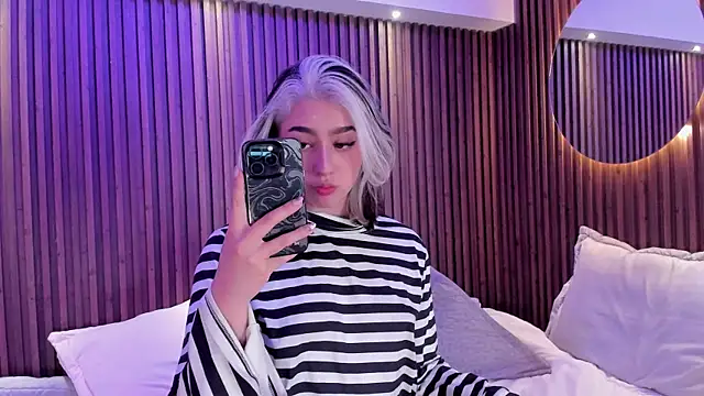 GabyRose9 online show from April 2026 07:28:02 PM