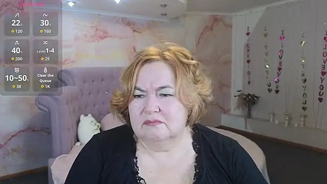 Nola Nektar online show from November 2025 04:34:02 AM