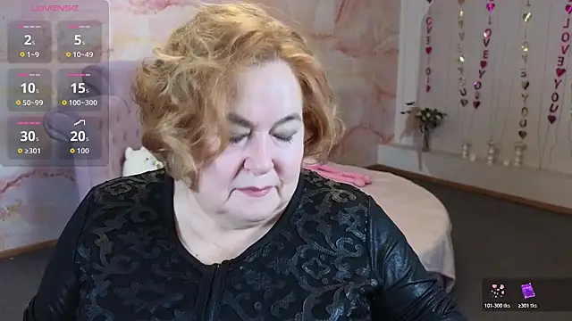 Nola Nektar online show from December 2025 04:50:01 AM