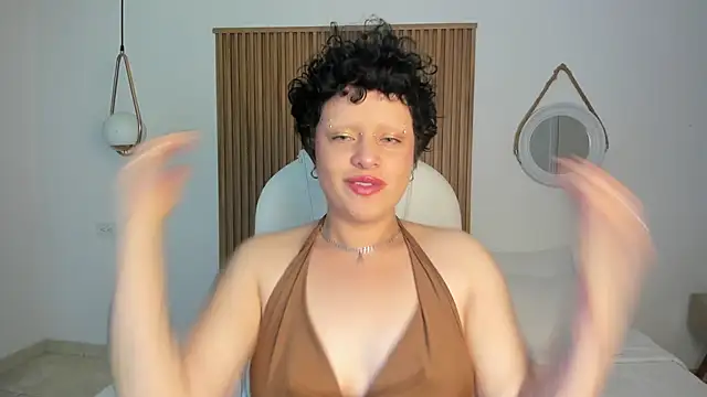 Alaska deluxe online show from April 2026 10:59:02 PM