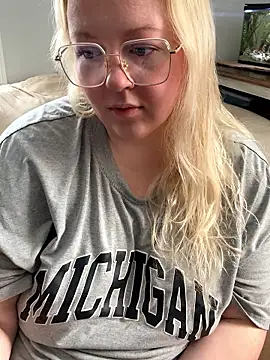 Kennaknox online show from January 2026 04:34:01 PM