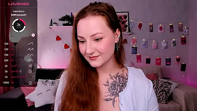 Snapshot of velvet_cherry_ chatting on May 2026 08:44:01 AM velvet cherry online show from May 2026 08:44:01 AM